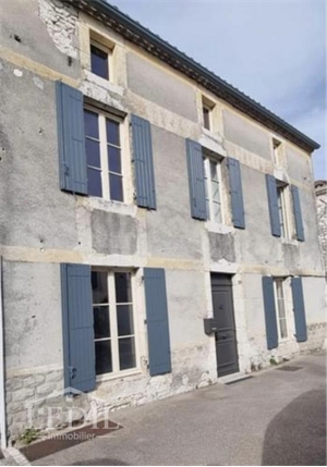 maison de village à la vente -   24560  ISSIGEAC, surface 135 m2 vente maison de village - UBI416203011
